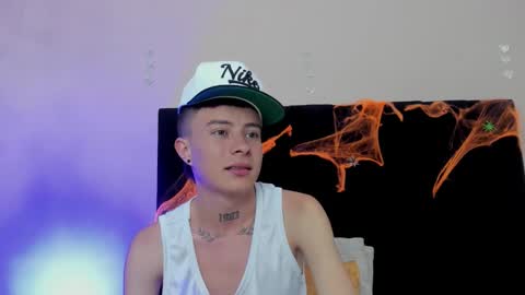 Nascary Fox online show from October 10, 10:47 pm