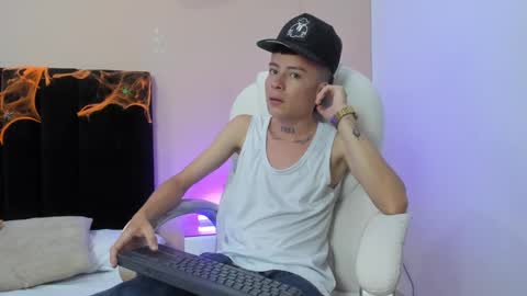 Nascary Fox online show from October 6, 7:31 pm