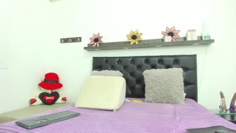 Debora online show from December 14, 11:34 pm