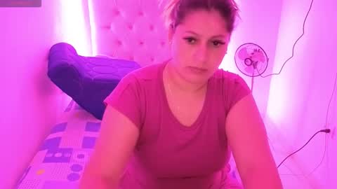 Snapshot of nasly1 chatting on October 21, 12:49 am Nasly batista online show from October 21, 12:49 am