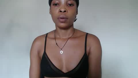 bella online show from November 8, 10:18 am