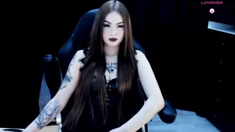 nastykatty_ online show from June 17, 10:26 pm