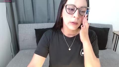 nathalia online show from February 8, 11:30 pm