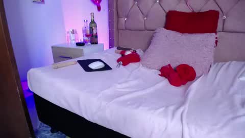nat_evans8 online show from July 31, 2:56 am