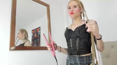 natacha_ferrer1 online show from November 25, 12:15 pm