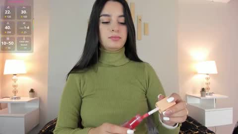 Snapshot of natachadiaz_ chatting on October 21, 11:15 am Natacha Diaz online show from October 21, 11:15 am