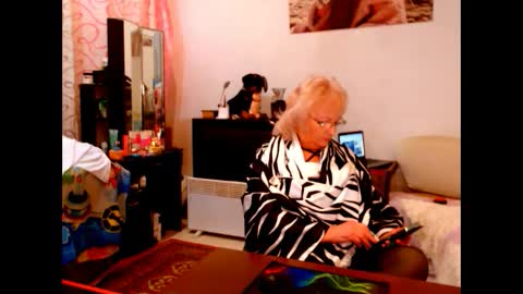 Snapshot of natali7634 chatting on February 7, 6:24 am natali online show from February 7, 6:24 am