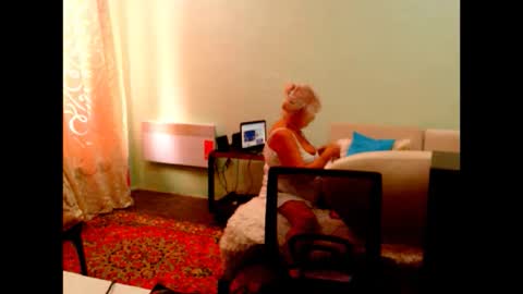 Snapshot of natali7634 chatting on September 17, 9:24 am natali online show from September 17, 9:24 am