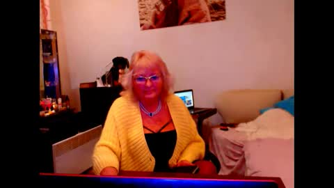 Snapshot of natali7634 chatting on March 2, 8:07 pm natali online show from March 2, 8:07 pm