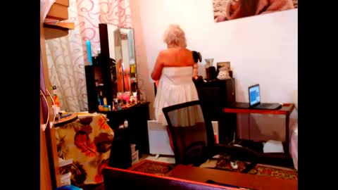 Snapshot of natali7634 chatting on February 16, 5:48 pm natali online show from February 16, 5:48 pm