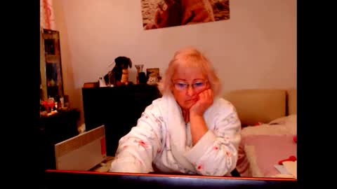 Snapshot of natali7634 chatting on March 1, 7:04 pm natali online show from March 1, 7:04 pm