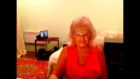 Snapshot of natali7634 chatting on October 2, 4:28 pm natali online show from October 2, 4:28 pm