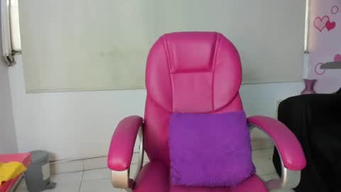 NATALI KIDMAN online show from August 2, 2:52 pm
