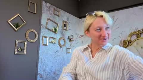 Natalie online show from June 17, 5:45 am