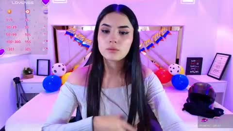 natalie  online show from June 27, 8:15 pm