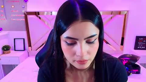 natalie  online show from July 21, 8:00 pm