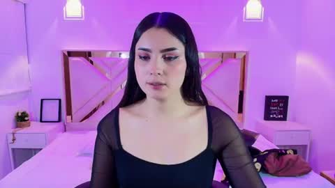 natalie  online show from July 25, 7:45 pm