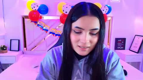 natalie  online show from June 30, 7:56 pm
