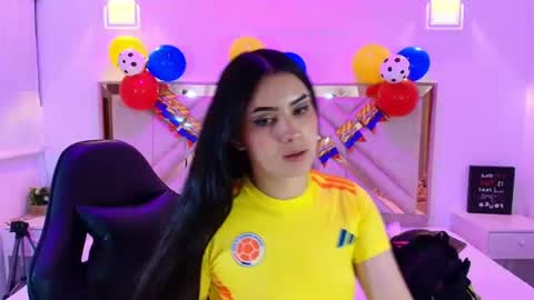 natalie  online show from July 7, 8:02 pm