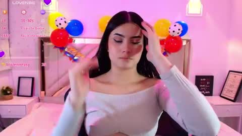 natalie  online show from July 1, 8:06 pm