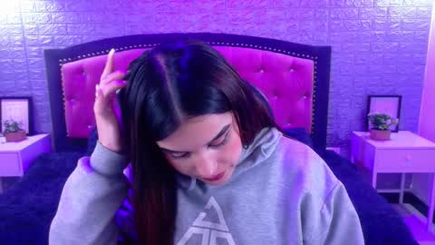 natalie  online show from November 21, 3:48 am