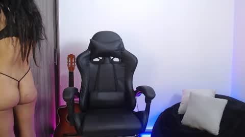   online show from June 27, 8:48 pm
