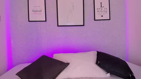  Natasha  online show from December 17, 11:50 am