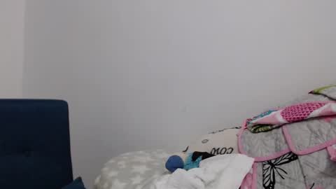 Snapshot of natasha_lopera chatting on February 14, 6:12 am Natasha online show from February 14, 6:12 am