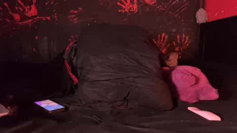 Nathaniel online show from December 30, 7:26 am