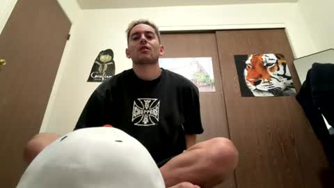 natetheexplorer online show from July 31, 12:22 am