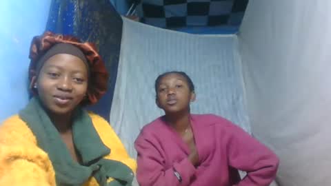 nathalia069 online show from June 24, 3:13 am