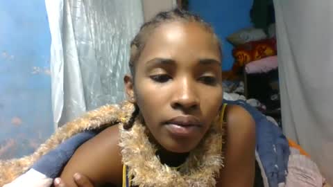 nathalia069 online show from July 12, 7:11 am