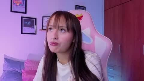 Nathalia Ramirez online show from April 25, 5:42 am