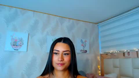 Nathalie Rose online show from June 16, 10:52 am
