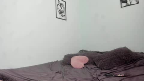 Nathaly online show from December 5, 11:02 pm