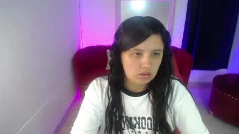 nathaly low online show from July 1, 1:31 pm