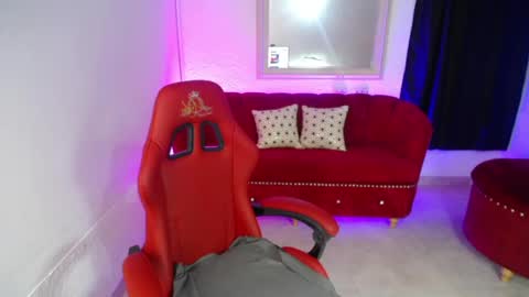 nathaly low online show from July 24, 12:24 pm