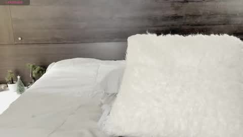 nathalyrae41 online show from February 11, 4:33 pm