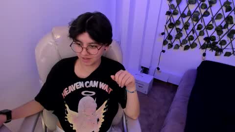 Snapshot of nathalyy_ds chatting on October 9, 9:53 pm nathalyy_ds online show from October 9, 9:53 pm