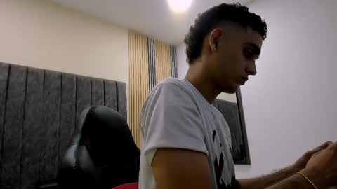nathan_shimmer online show from April 26, 2:09 am