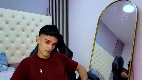 nathan_shimmer online show from April 27, 3:26 am