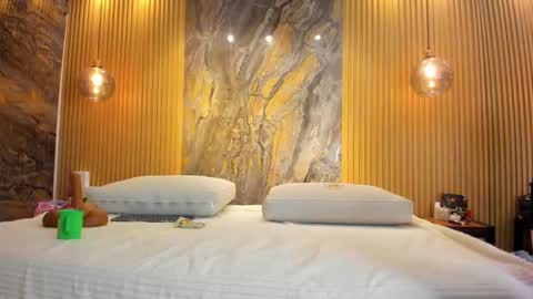 nathassa online show from March 8, 11:48 am