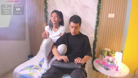 nati_n_mark online show from December 18, 3:07 pm