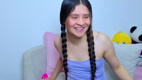 Naty  online show from October 28, 2:01 am