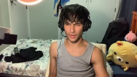 native_boy2 online show from December 14, 8:20 am