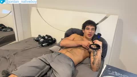 native_boy2 online show from June 11, 3:48 am