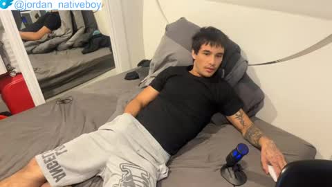 native_boy2 online show from May 26, 10:49 pm