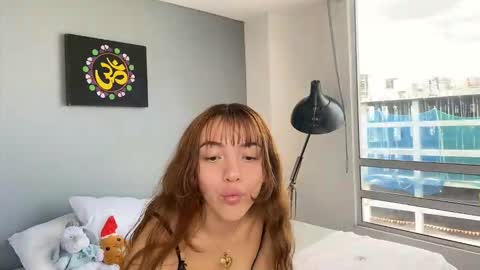     online show from November 23, 3:43 pm