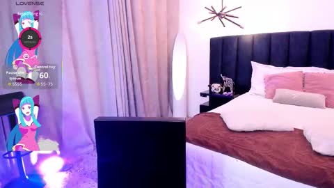 nattashaa online show from December 3, 12:06 pm