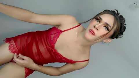 Nathalie smith online show from June 16, 6:28 am